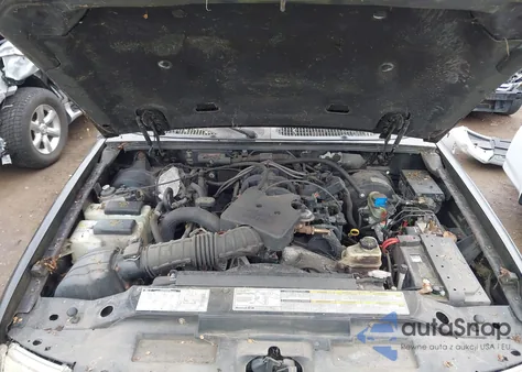 2002 Ford Explorer Sport Trac from USA, damaged, VIN 1FMZU67E92UB79906